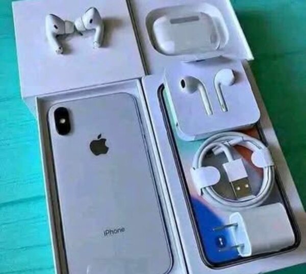 iPhone avec AirPods