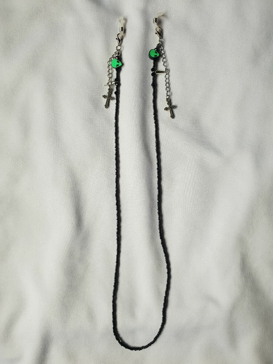 Beaded glasses chains