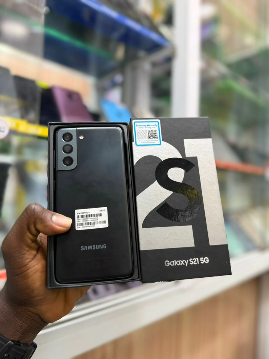 Samsung Galaxy S21 avec tout l