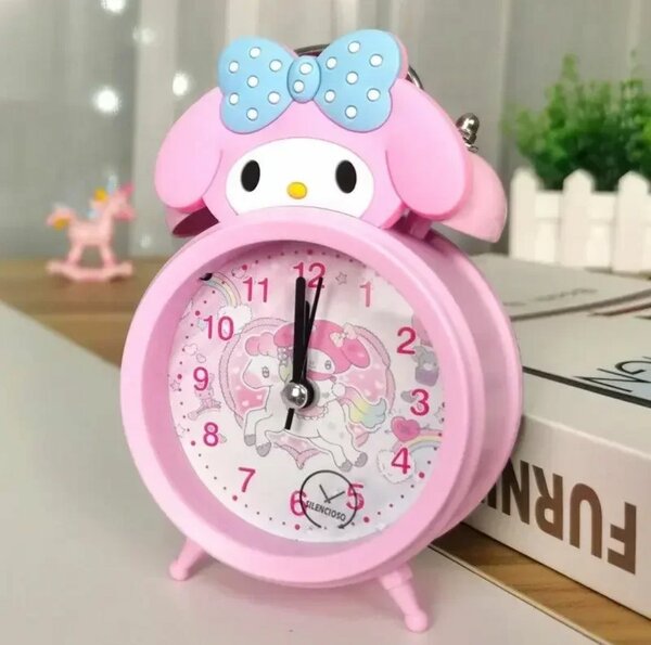 Horloge réveil en acier