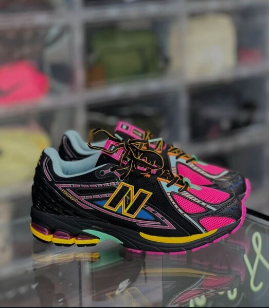 New balance sneaker