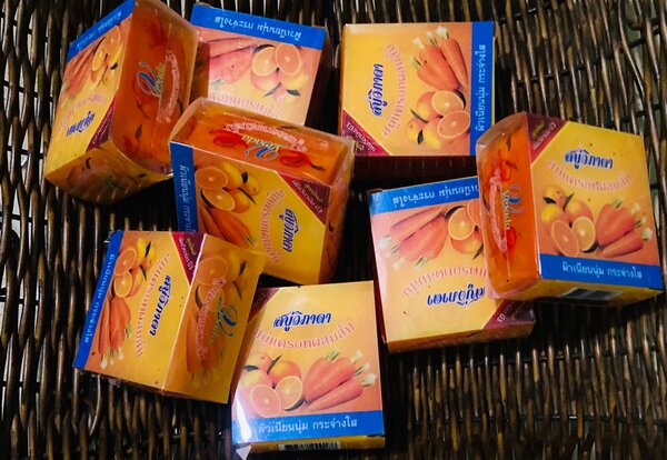 8 Savon Carotte et Orange