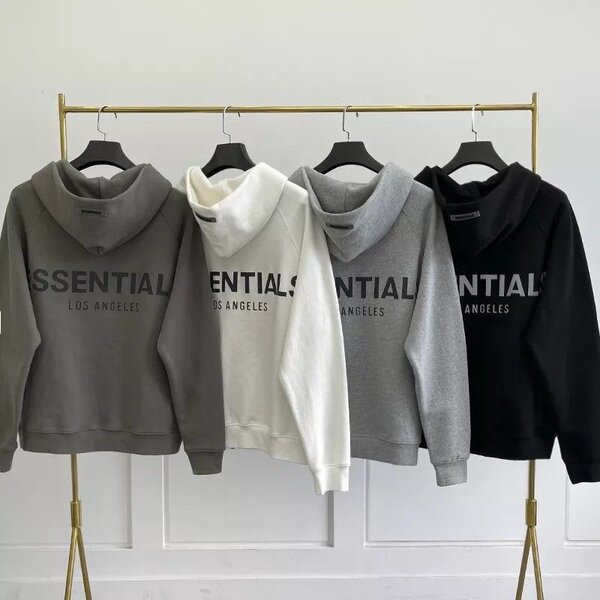 Pull essentiel disponible