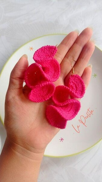 Boucles d'oreilles crochet rose