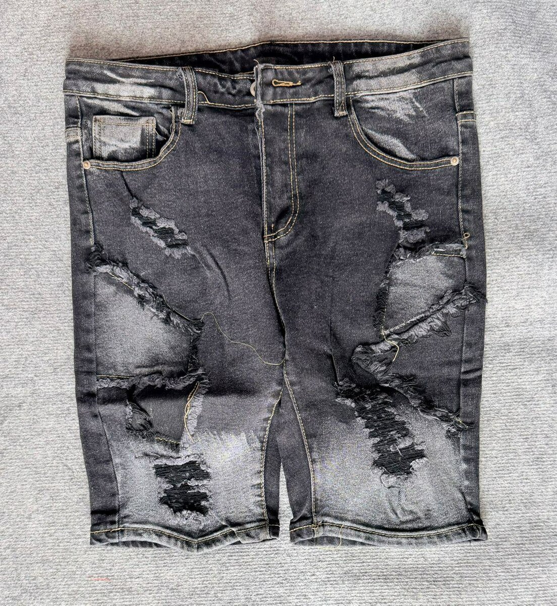 Shorts en jean déchiré pour hommes
