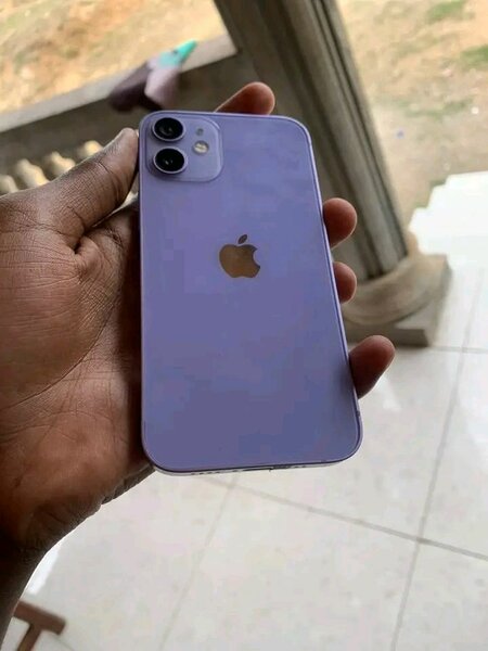 iPhone 11 simple