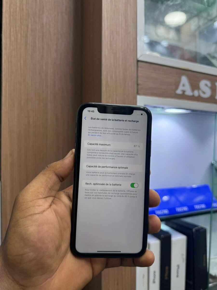 iPhone XR Noir Débloqué