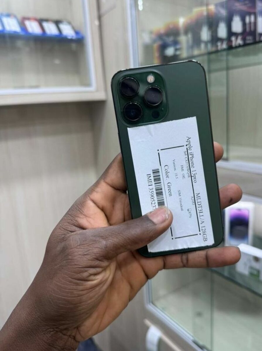 Smartphone dernier cri vert