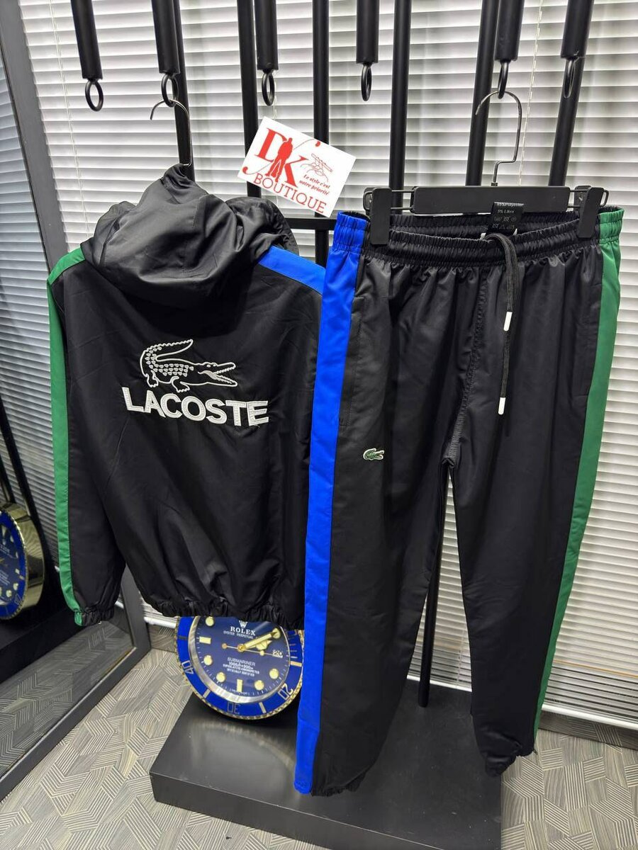 Survêtement Nike et Lacoste