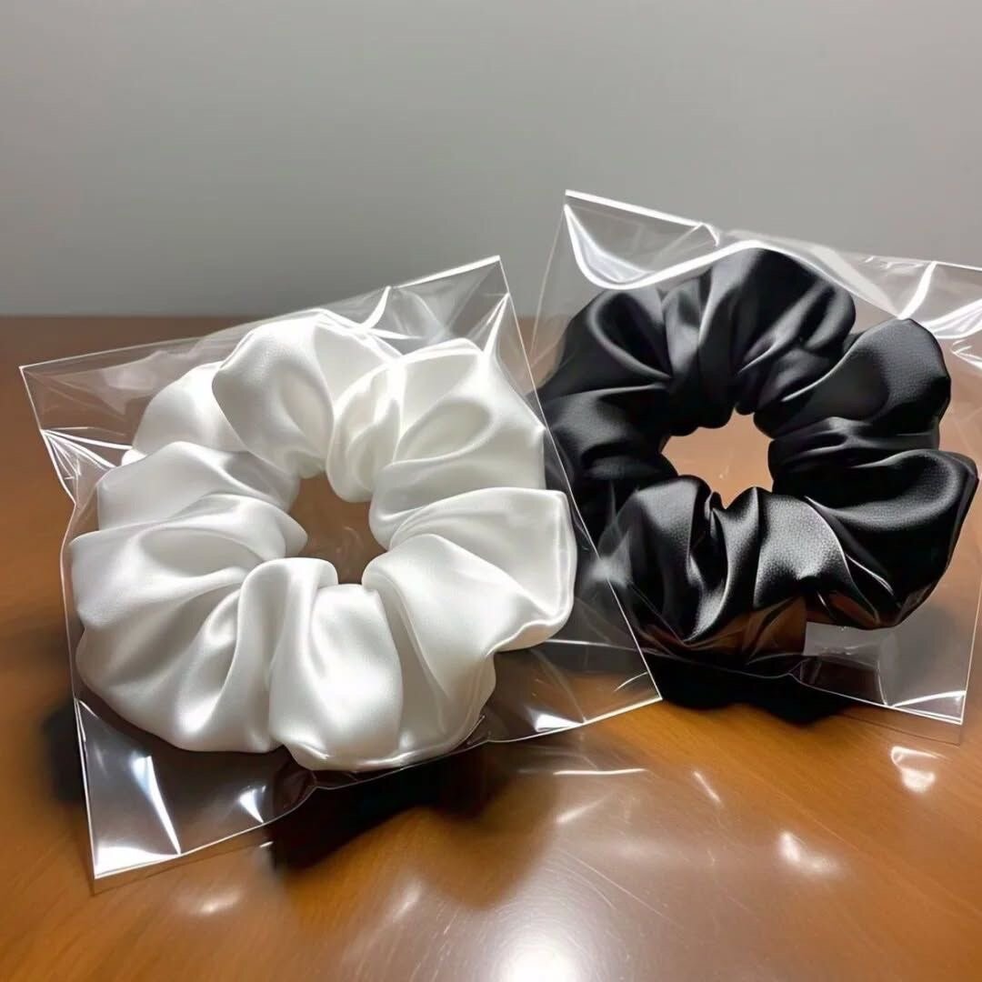Chouchous satiné noir et blanc