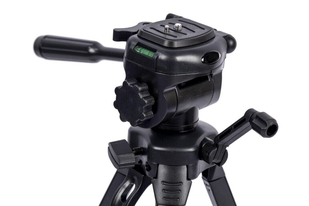 PROFESSIONAL TRIPOD STAND