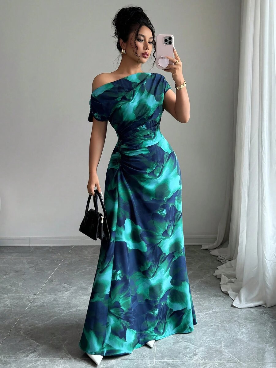 Robe Épaules Dénudées Élégante