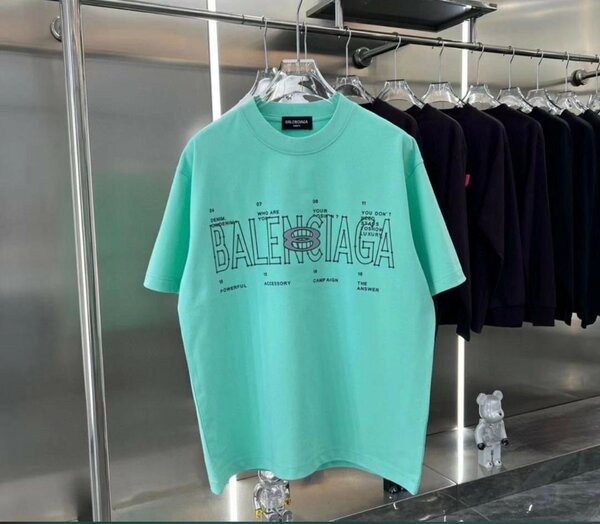 T-shirt Balenciaga Vert