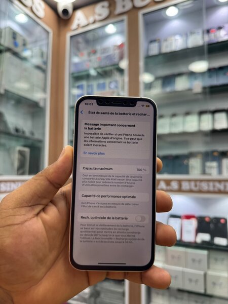iPhone 12 simple 64 giga deuxième main
