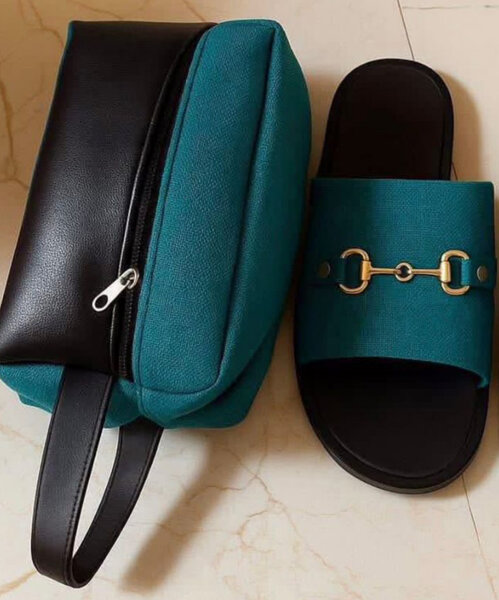 Ensemble Chaussures et Pochette