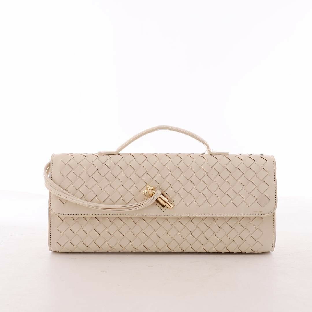 Pochette élégante en cuir tressé