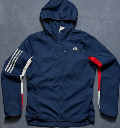 Adidas windbreaker size : M