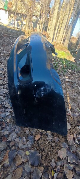 Бампер Субару бл5