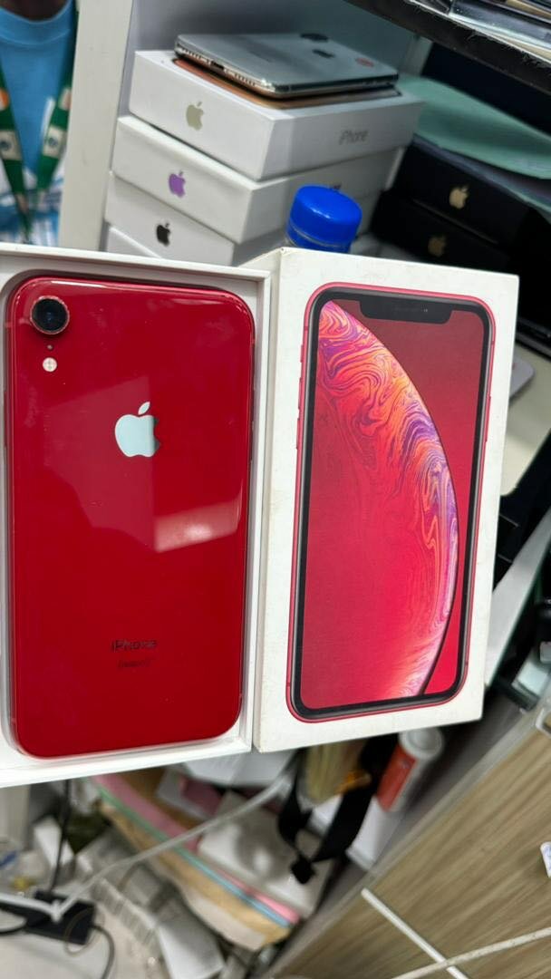 iPhone XR 64g très propre