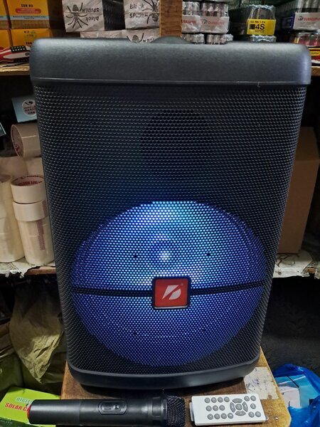 Rechargeable Bluetooth speaker