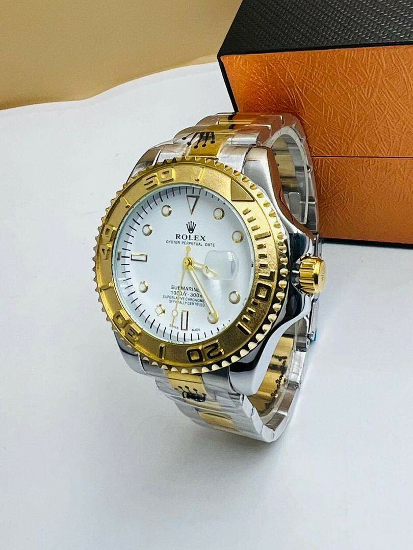 Montre de luxe disponible ici