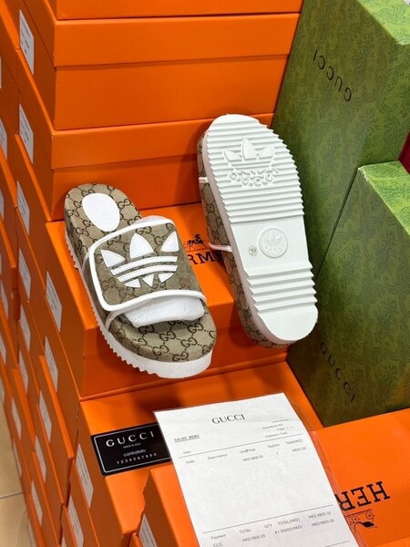 Claquettes de luxe Gucci
