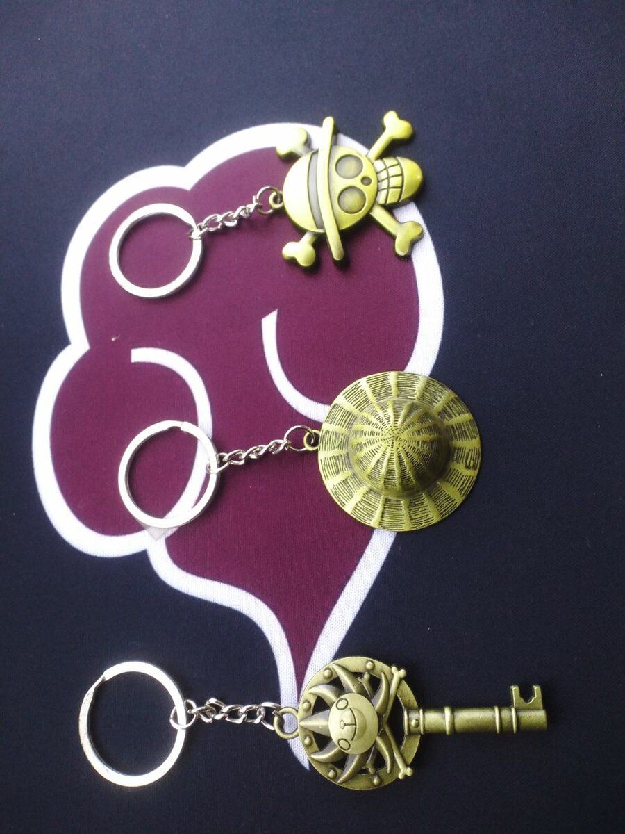 One piece Vintage Keychains