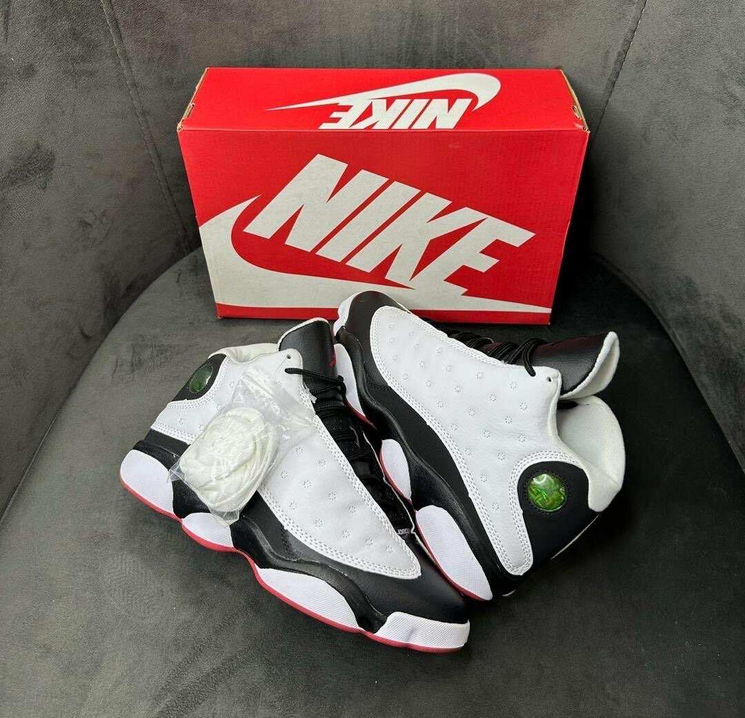 AIR JORDAN 13