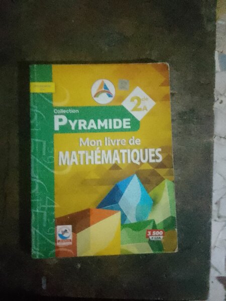 Livre de Mathématiques 2e Année
