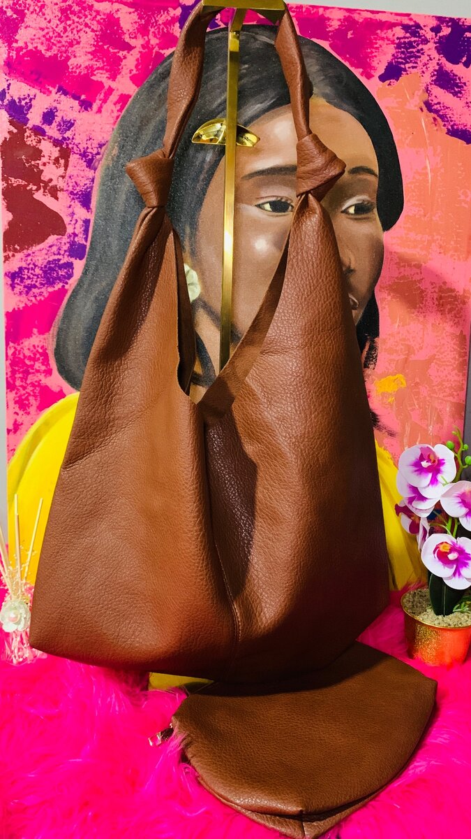 LADIES HANDBAGS- 24061