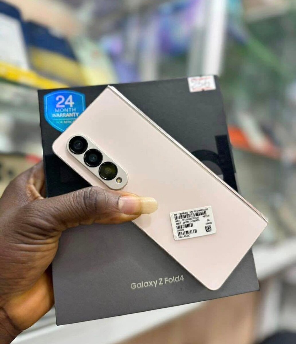 Galaxy Z Fold4 Smartphone