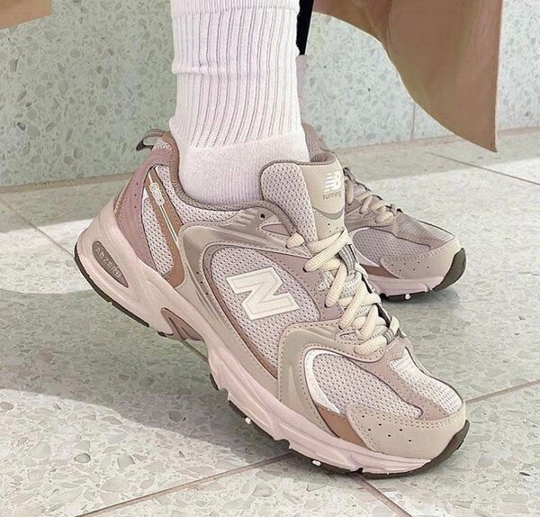 Baskets élégantes en toile