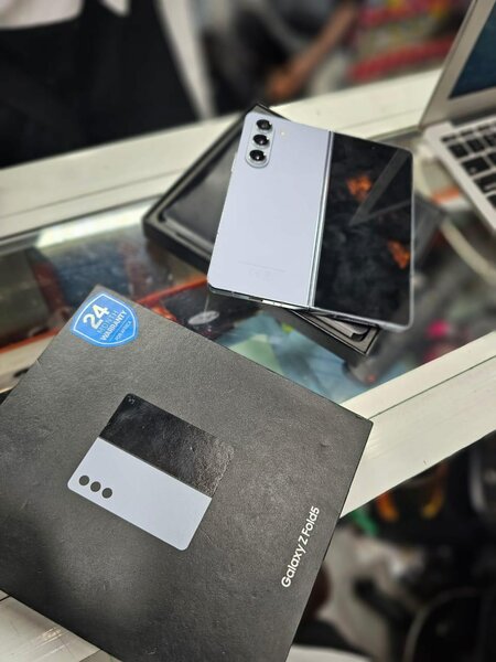 Samsung Galaxy Z fold 5 512gb