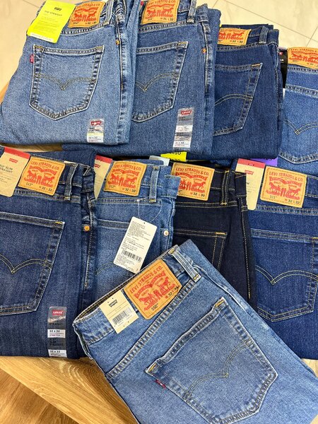 Мужские оригинальные джинсы от фирмы Levis
