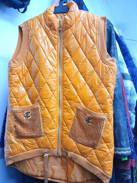 Безрукавка