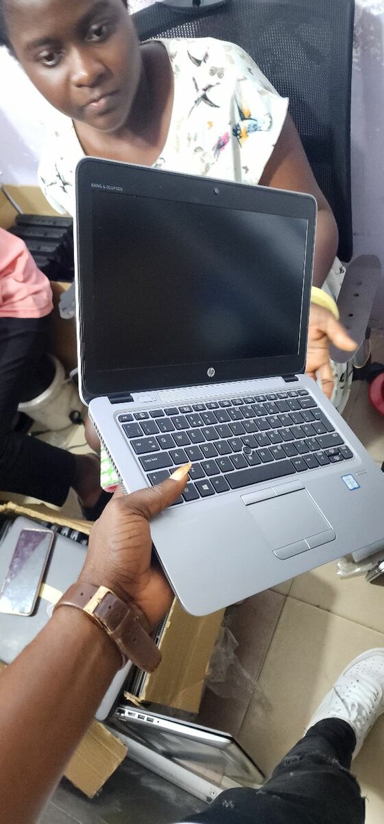 HP Elitebook laptop intel core i5