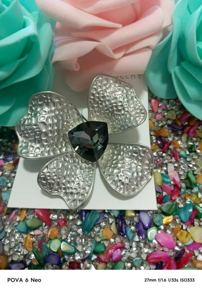 Broche fleur