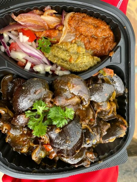 Délicieuse Assiette de Fruits de Mer et Plantains