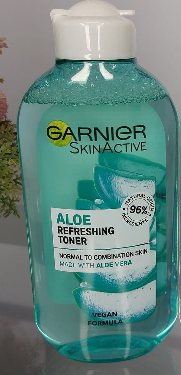 Garnier aloe refreshing toner
