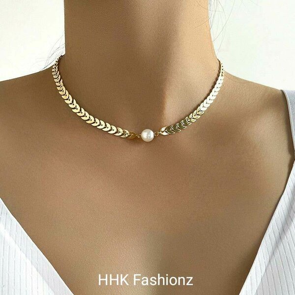 Ladies necklace