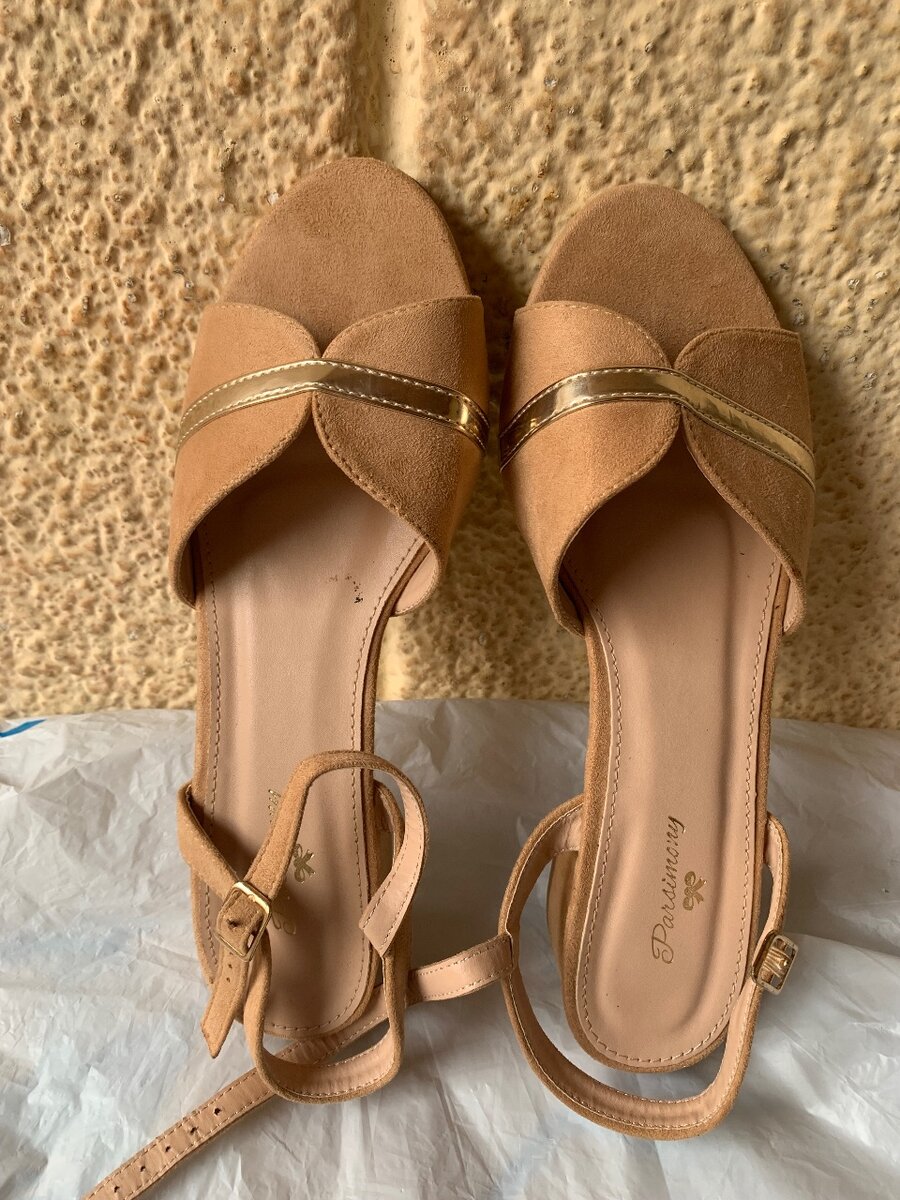 Sandales à talons élégantes