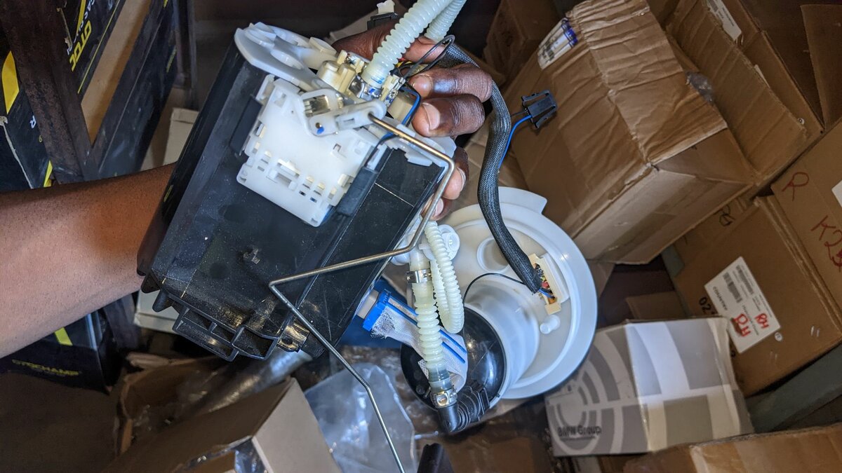 Fuel Pump Range Rover Discovery Sport & Range Rover EVOQUE