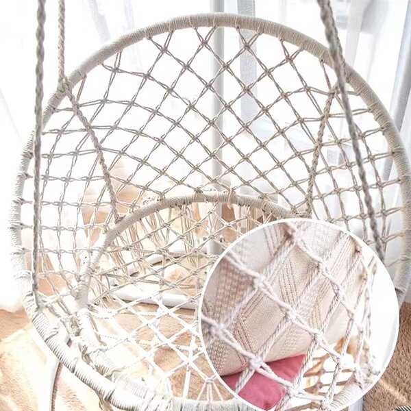 Fauteuil suspendu en macramé