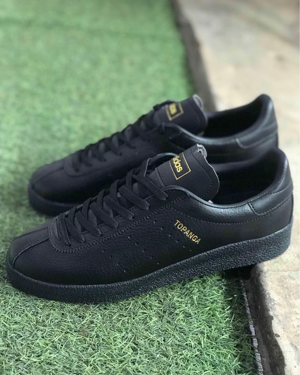 Adidas Topanga Sneakers