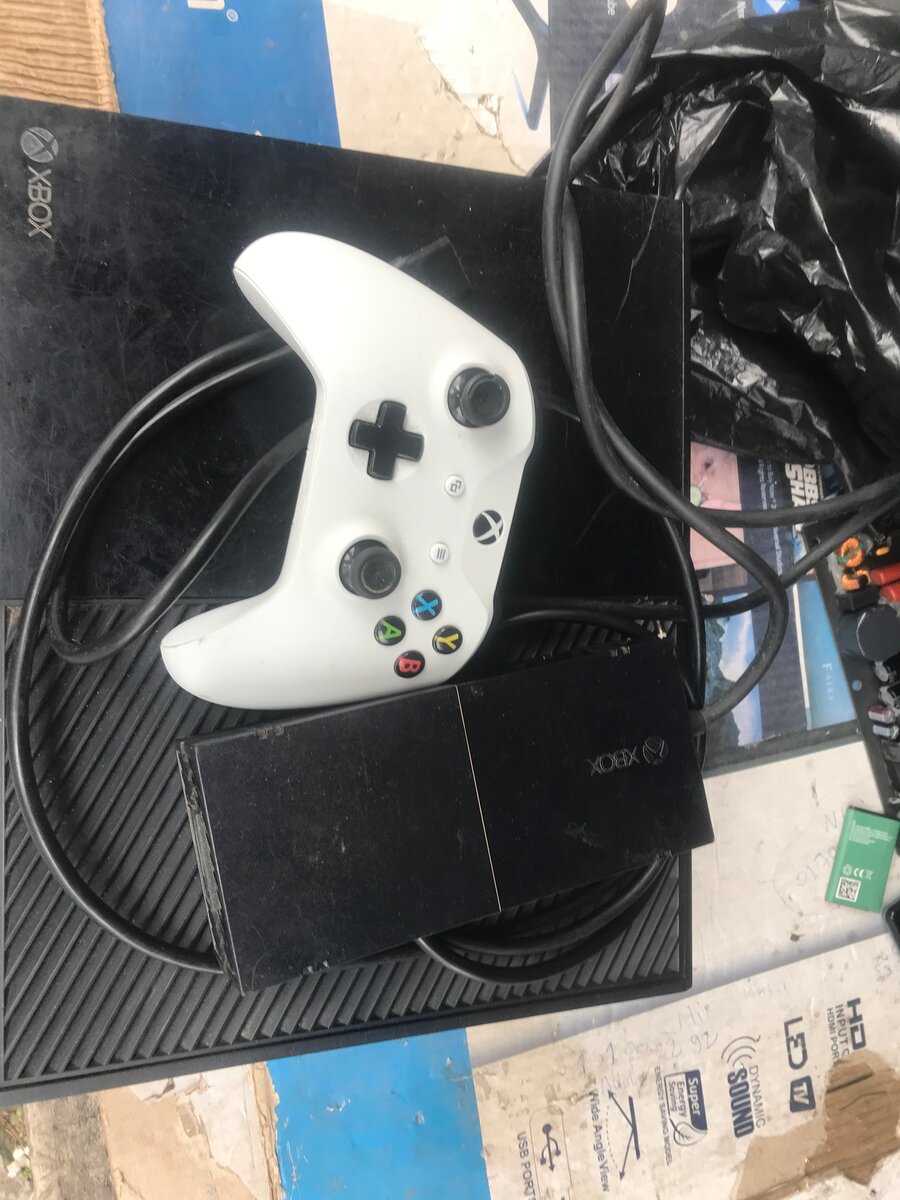 Console et manette gaming