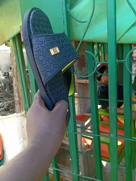 Sandales confortables noires