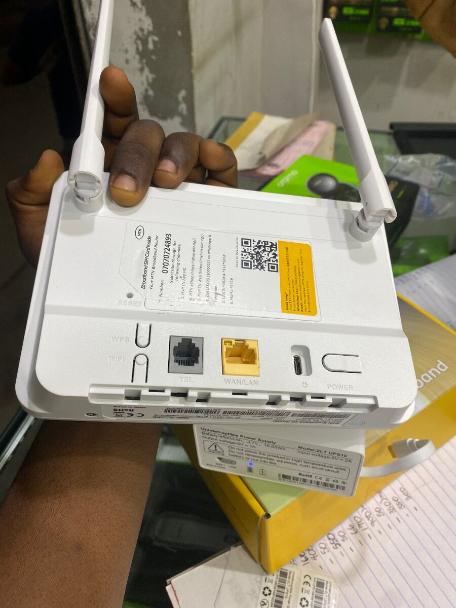 MTN CAT4 Router /Wi-Fi with power Bank