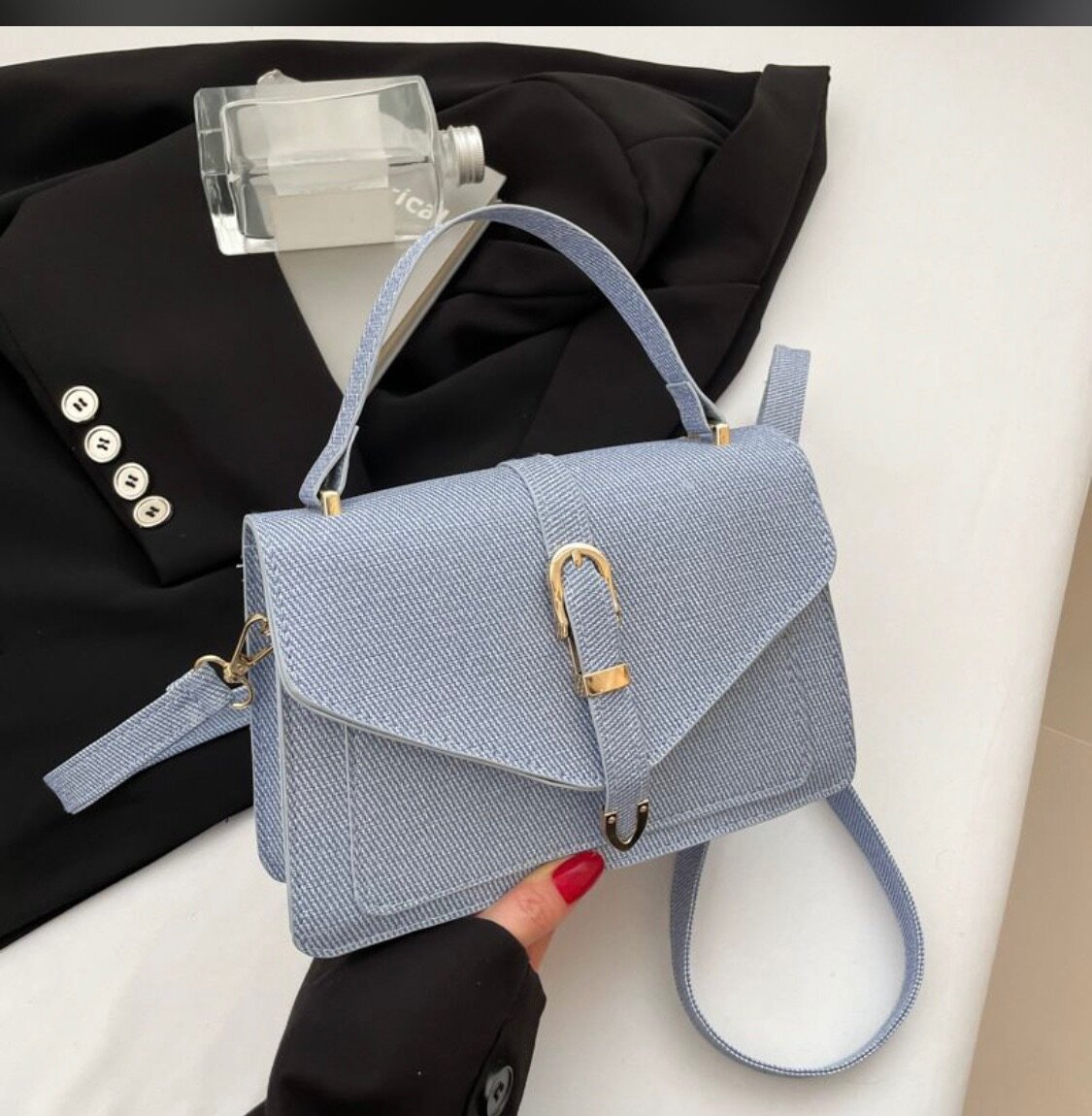 Sac à main élégant en tissu