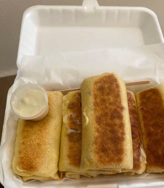 Crêpes fourré avec sa sauce