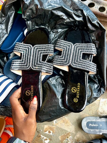 Sandales élégantes strass